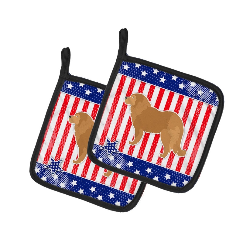 USA Patriotic Caucasian Shepherd Dog Pot Holders - Set of 2 - Heat-Resistant Kitchen Essentials BB3325PTHD