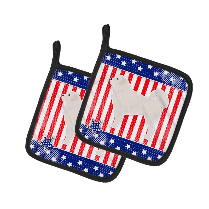 USA Patriotic Polish Tatra Sheepdog Pot Holders - Set of 2 - Heat-Resistant Kitchen Essentials BB3327PTHD