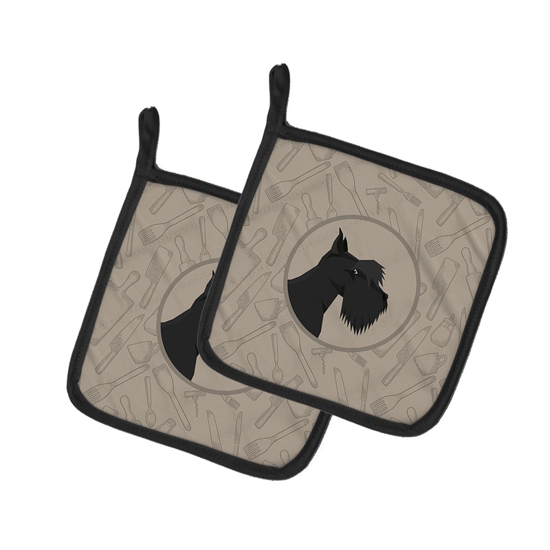 Scottish Terrier In the Kitchen Pot Holders - Set of 2 - Heat-Resistant Kitchen Essentials CK2207PTHD