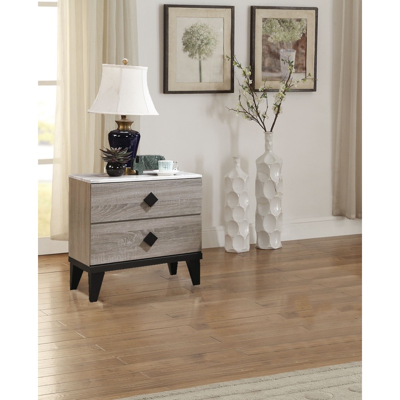 NIGHTSTAND in Cream Oak (Rustic Accents)