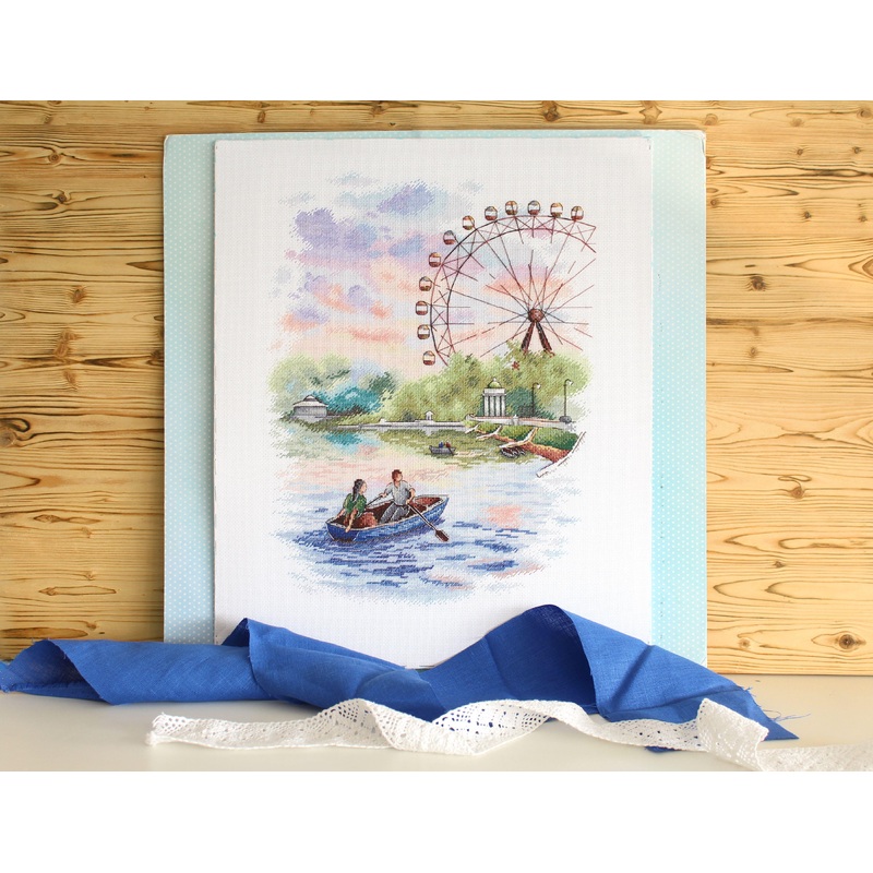 In the Park SNV-748 Counted Cross Stitch Kit