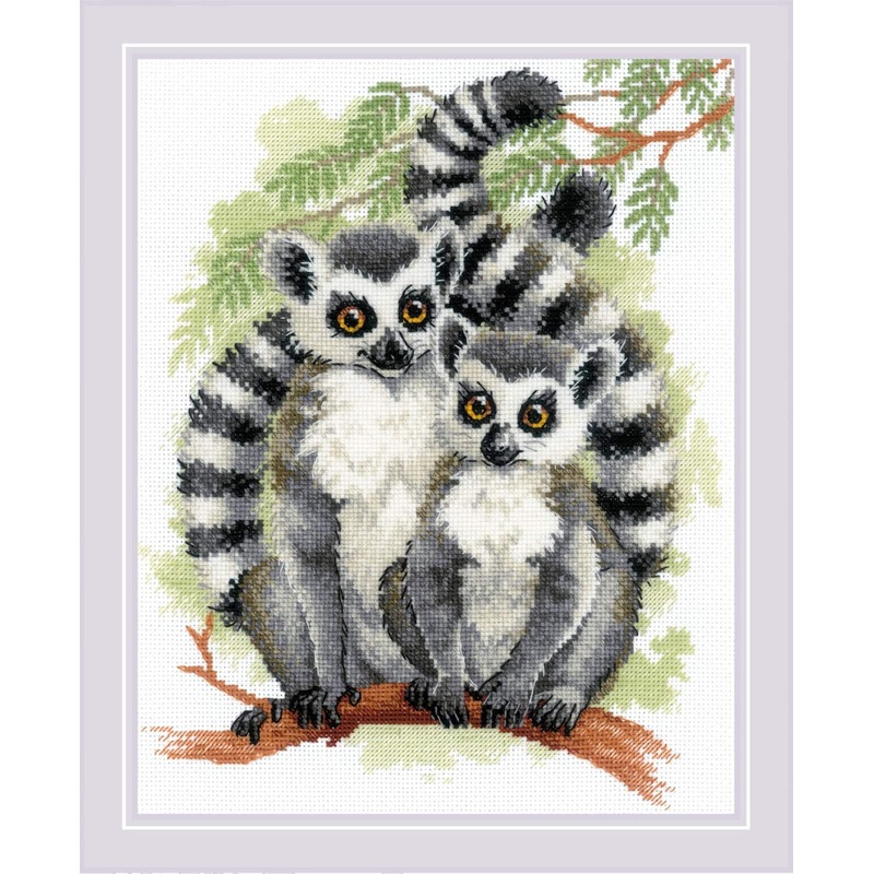 Lemurs R2196 Counted Cross Stitch Kit