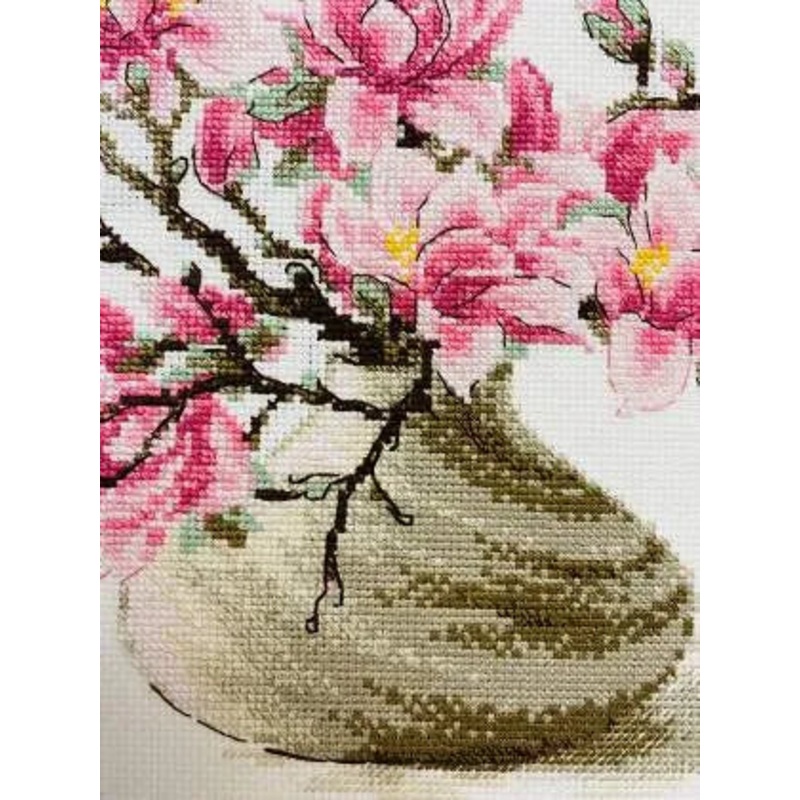 Southern Magnolia R2018 Counted Cross Stitch Kit