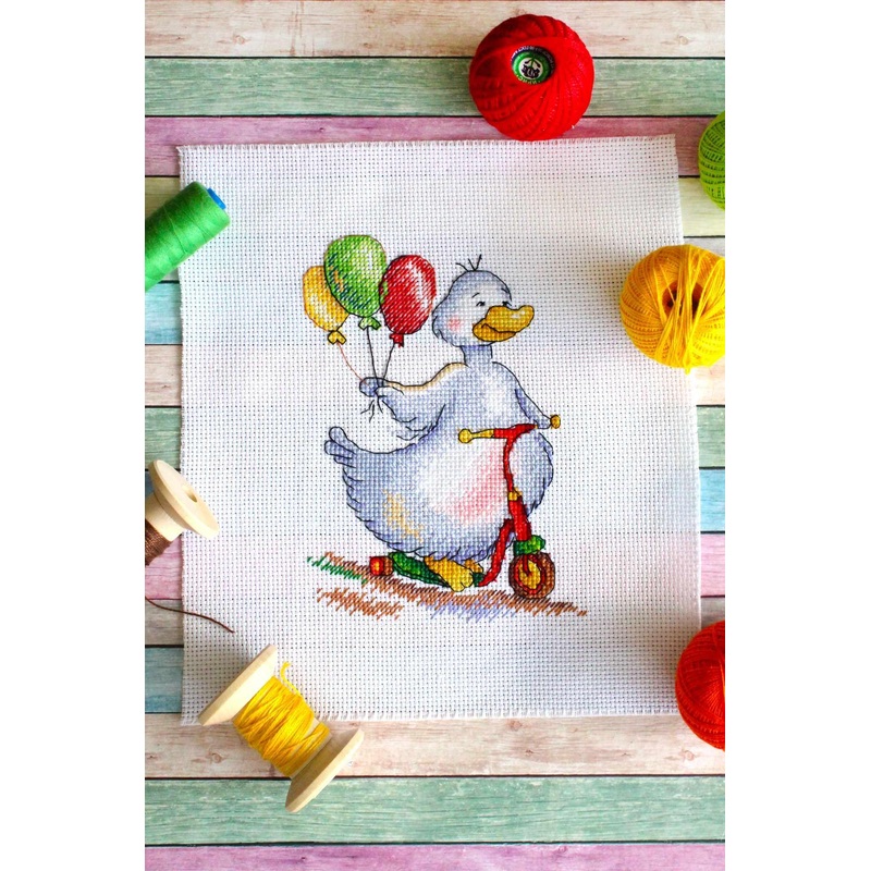 Towards Holiday SM-438 Counted Cross Stitch Kit
