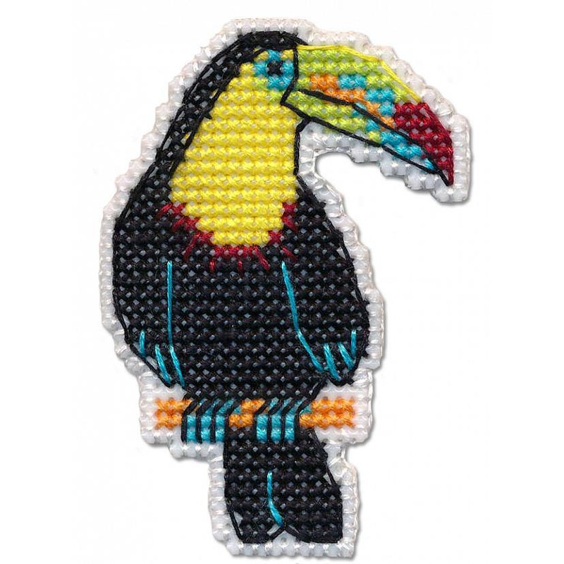 Badge - toucan 1318 Plastic Canvas Counted Cross Stitch Kit