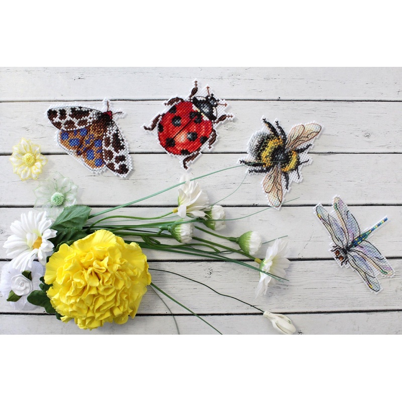 Winged Friends. Magnets SR-488  Plastic Canvas Counted Cross Stitch Kit